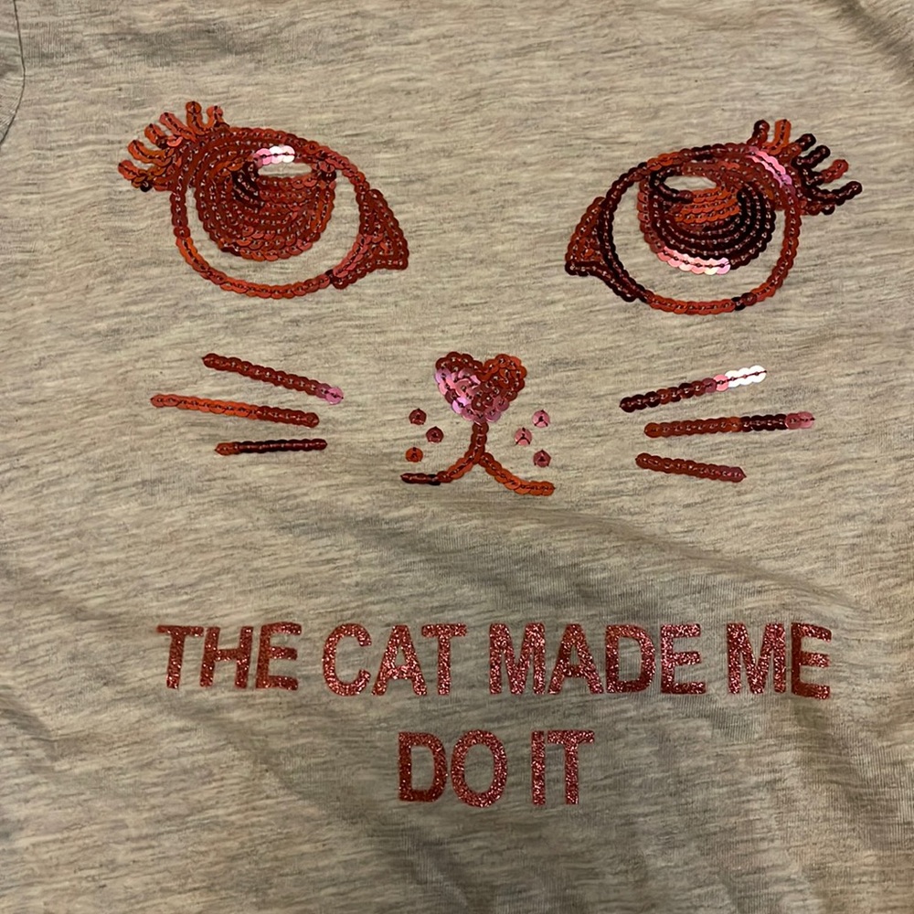 Long sleeve brand new grey cat tshirts